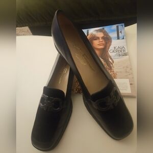 Salvatore Ferragamo Black Women's Loafers